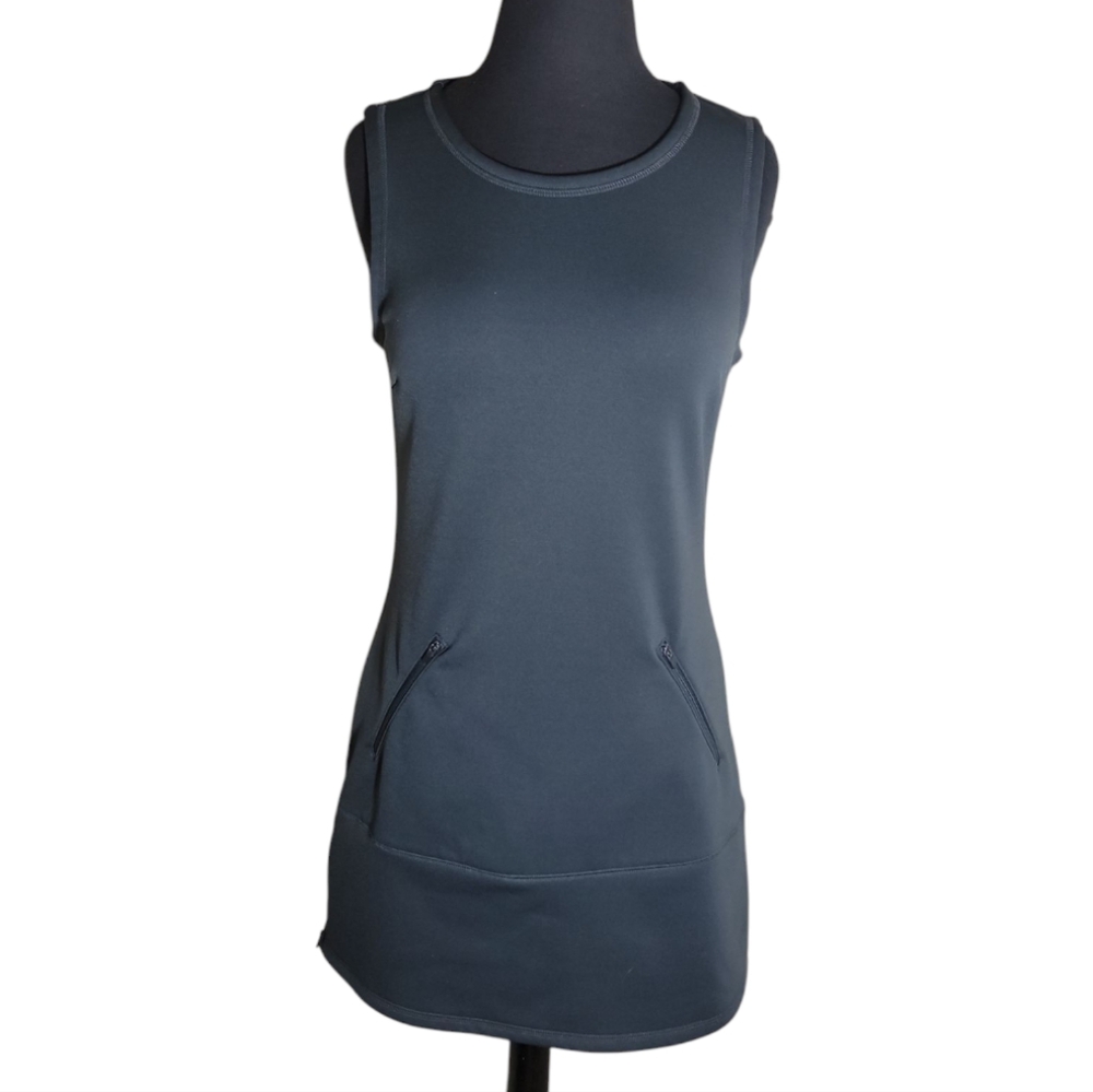 Athleta hot when you’re not women's sleeveless scoop neck dress gray XS athletic